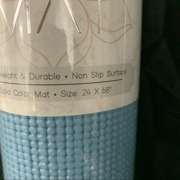 🌻NWT YOGA Mat with adjustable carrying strap - Picture 5 of 7
